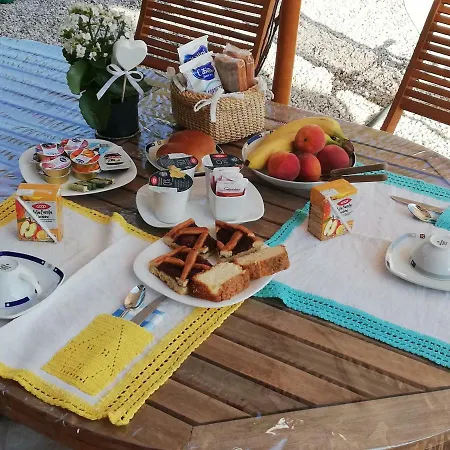 La Casetta Dei Nonni Couette-café Orvieto